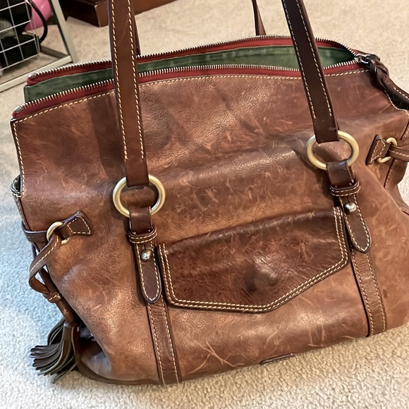 Dooney & Bourke Handbags - Authentic Dooney and Bourke Florentine satchel